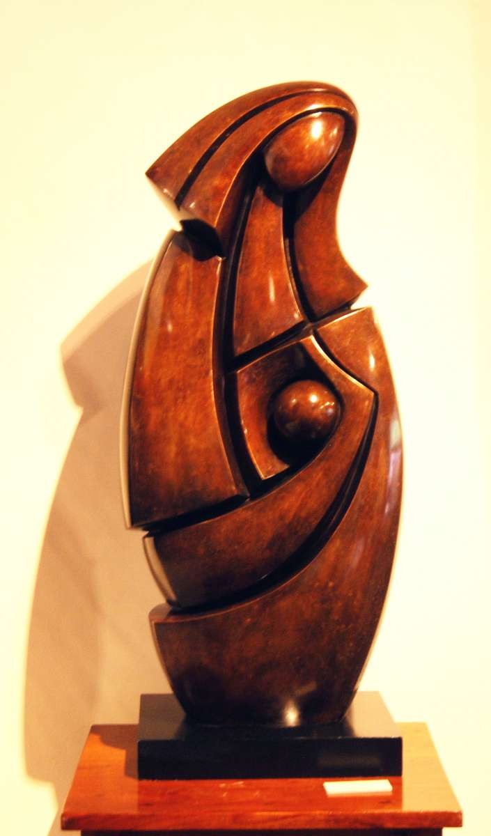 sculpture by artist Louis Carlos